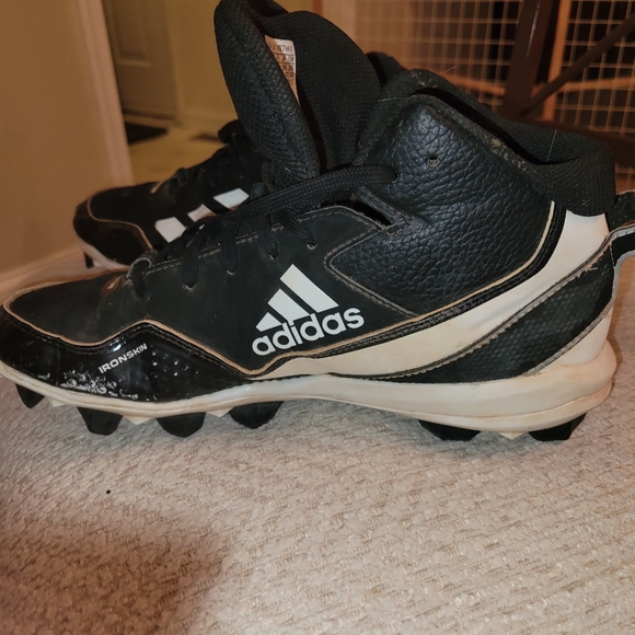 Adidas Baseball Cleats - Picture 1 of 2